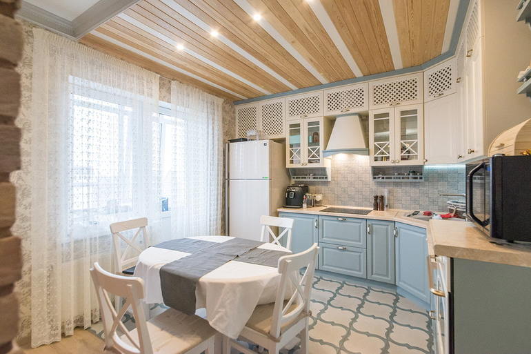 Acabado de techo de madera