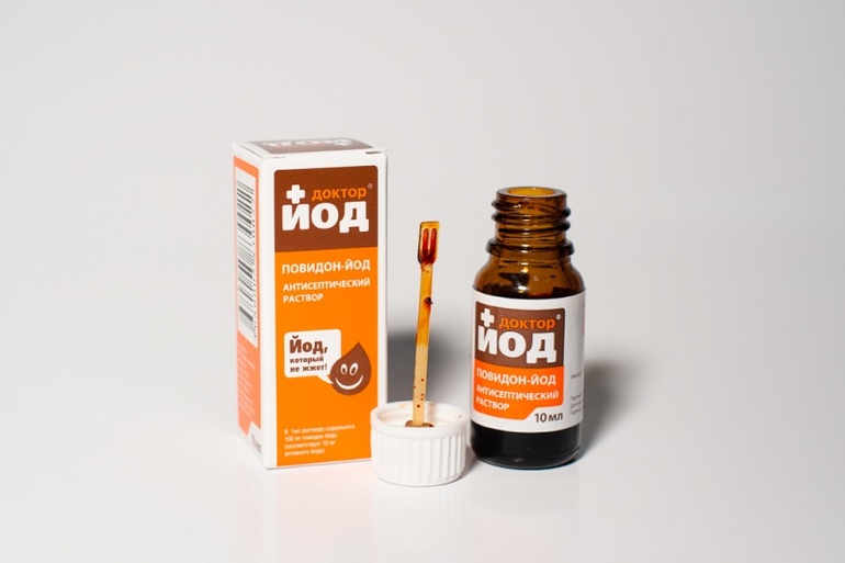 Cómo lavar yodo del linóleo