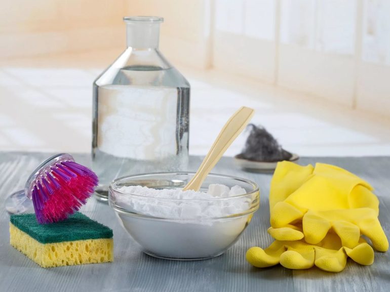 Como limpiar yodo del linóleo